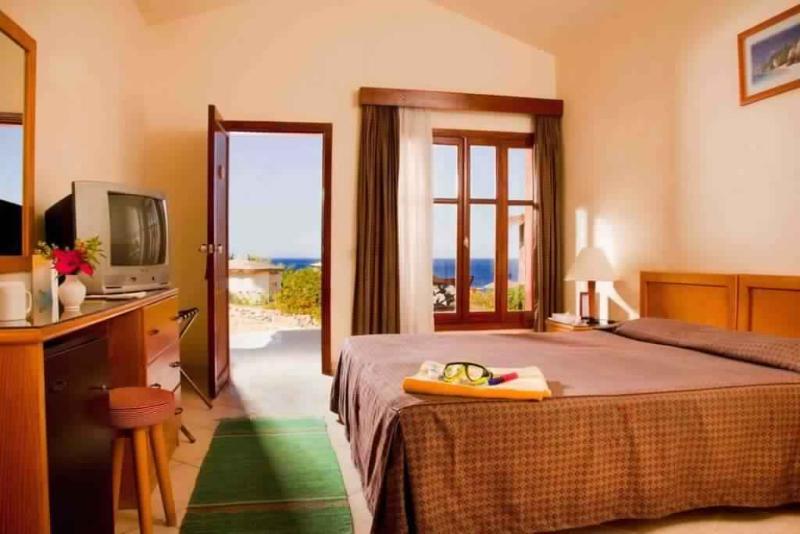 体验克罗赛兹园地酒店 沙姆沙伊赫 外观 照片 A typical hotel room